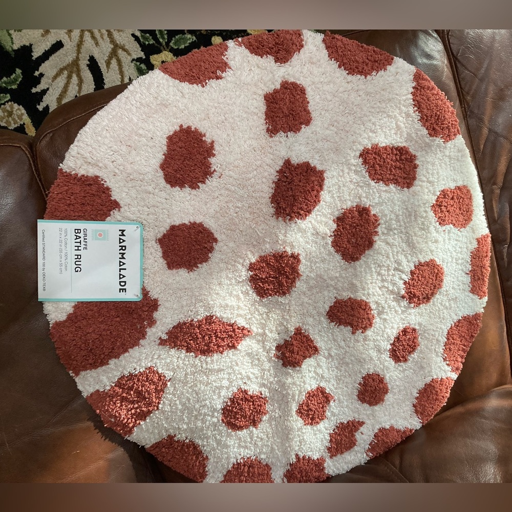 NWT Marmalade Giraffe Bath Rug